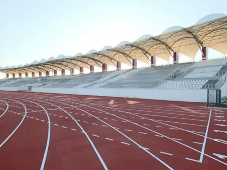 AKÜ ANTRENMAN SALONU KAPALI VE AÇIK SPOR TESİSLERİ