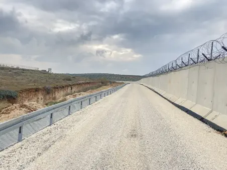 HATAY İLİ HUDUT HATTINA ACİL SINIR FİZİKİ GÜVENLİK SİSTEMİ 