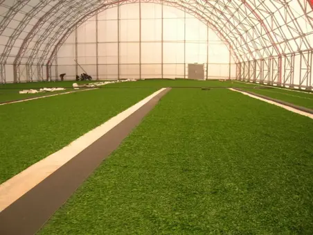 AKÜ ANTRENMAN SALONU KAPALI VE AÇIK SPOR TESİSLERİ