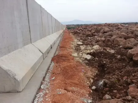 HATAY İLİ KIRIKHAN İLÇESİ (HALEPLİ-BAYRAKTAR-ZAFER TOKA) ACİL SINIR GÜVENLİK İNŞAATI İŞİ