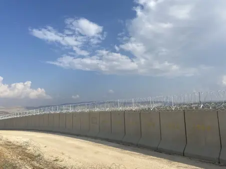 HATAY İLİ HUDUT HATTINA ACİL SINIR FİZİKİ GÜVENLİK SİSTEMİ 