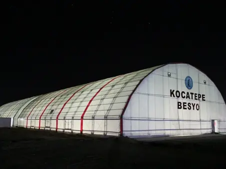 AKÜ ANTRENMAN SALONU KAPALI VE AÇIK SPOR TESİSLERİ