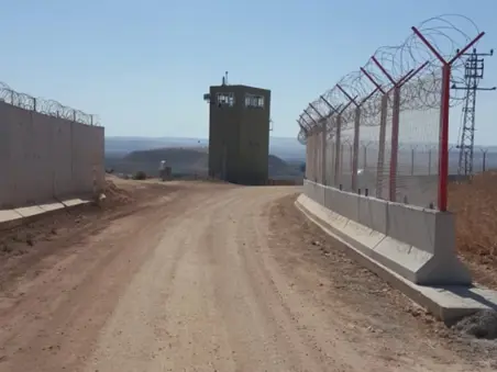 ADANA BÜKÜLMEZ HUDUDT HATTI AFRİN ÇAYI BÖLGESİNE YÜKSEK GÜVENLİKLİ TEL ÇİT TAPIMI