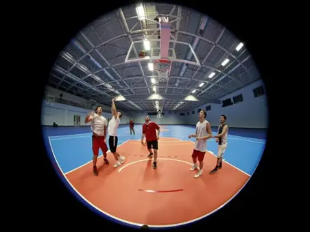 AKÜ ANTRENMAN SALONU KAPALI VE AÇIK SPOR TESİSLERİ