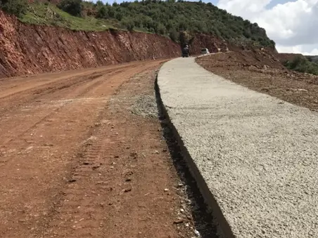 DARMIK TEL ÇİT YAPIMI