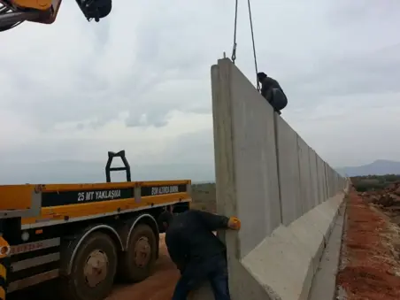 HATAY İLİ KIRIKHAN İLÇESİ (HALEPLİ-BAYRAKTAR-ZAFER TOKA) ACİL SINIR GÜVENLİK İNŞAATI İŞİ