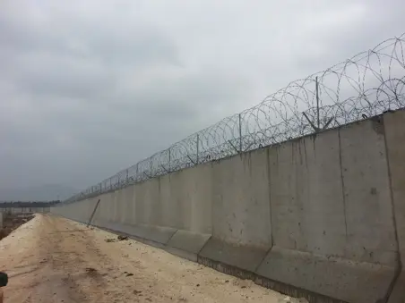 HATAY İLİ KIRIKHAN İLÇESİ (HALEPLİ-BAYRAKTAR-ZAFER TOKA) ACİL SINIR GÜVENLİK İNŞAATI İŞİ