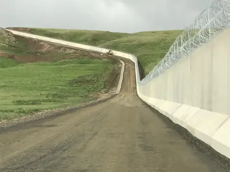 AĞRI İLİ HUDUT HATTINA 3 ETAP ACİL SINIR FİZİKİ GÜVENLİK SİSTEMİ YAPIM İNŞAATI